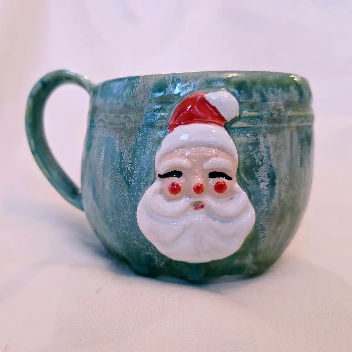 Aunt Chick’s™ MIni Jolly Santa Mug in Green Texture